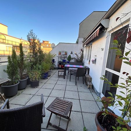 Gemuetliche Dachterrassen Whg Apartment Vienna Exterior photo